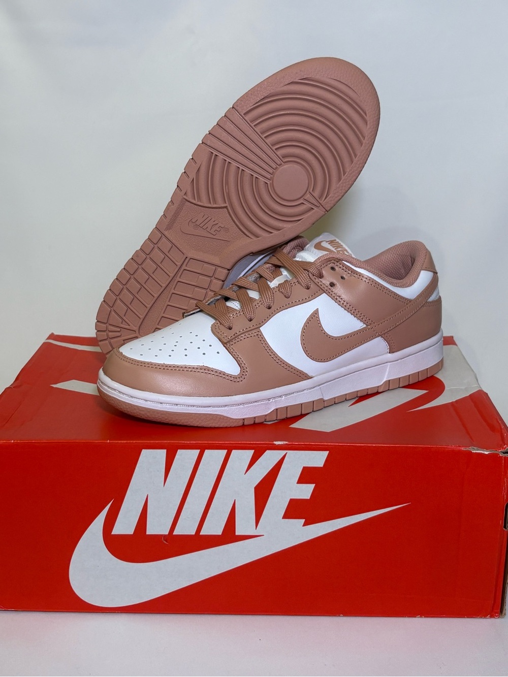Nike Wmns Dunk Low ‘Rose Whisper’
